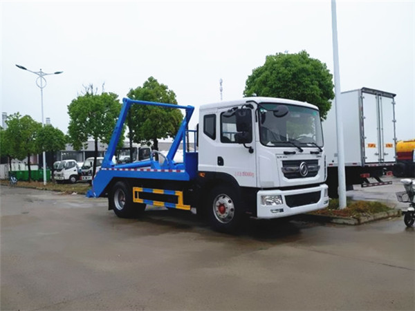 國(guó)六東風(fēng)D9擺臂式垃圾車(chē)（10方）